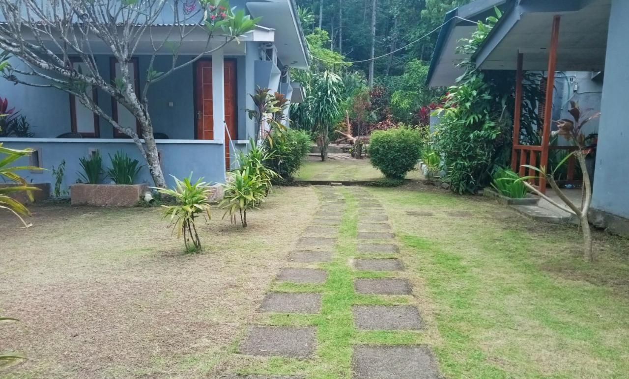Tangkoko Ranger Homestay Bitung Екстер'єр фото
